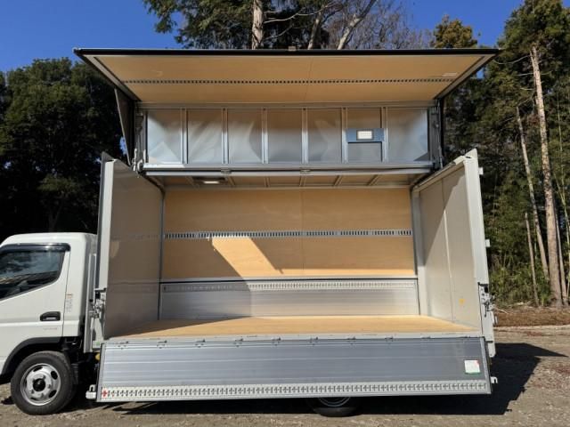 MITSUBISHI CANTER 2025 Image 31