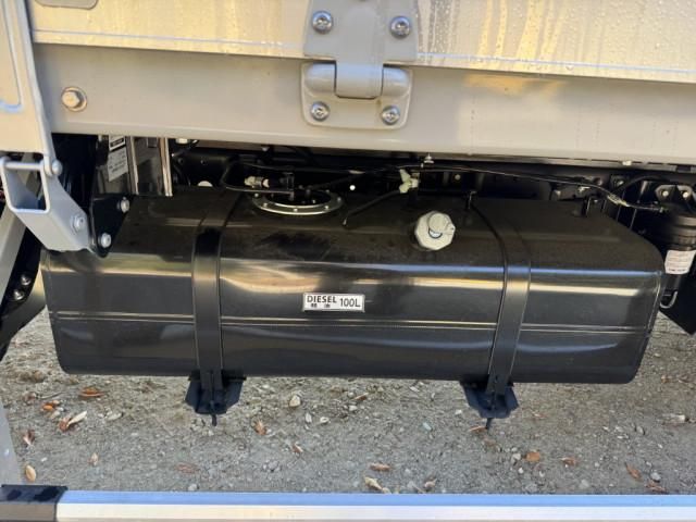 MITSUBISHI CANTER 2025 Image 31