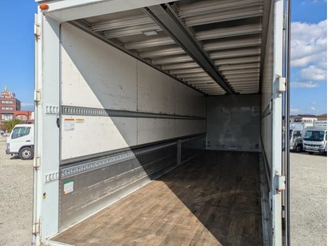 NISSAN DIESEL QUON 2020 Image 31