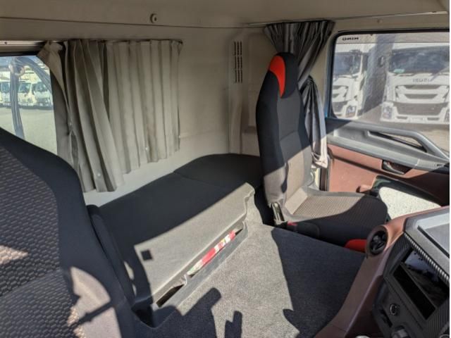 HINO PROFIA 2019 Image 31