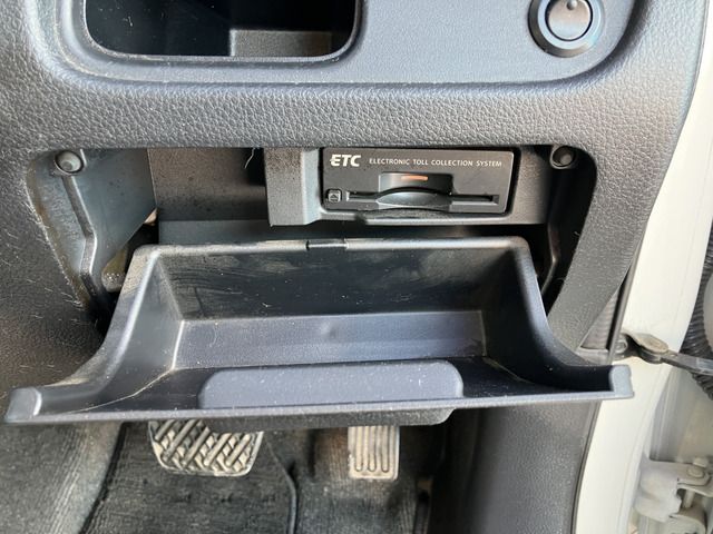 NISSAN SERENA  S-HYBRID 2013 Image 31