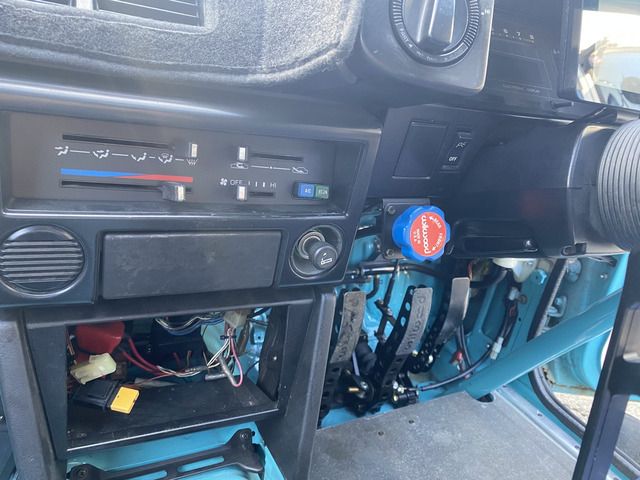 TOYOTA SPRINTER TRUENO HATC 1985 Image 31