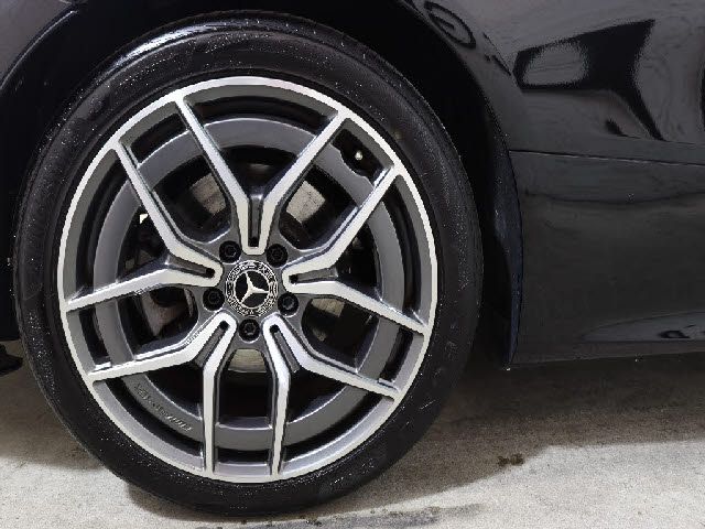 MERCEDES BENZ E CLAS 2021 Image 31