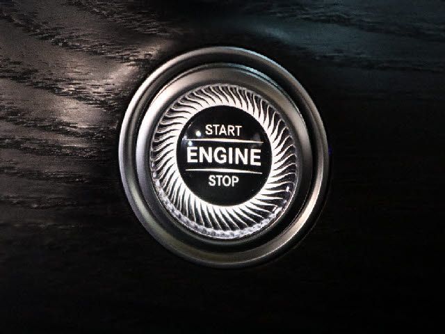 MERCEDES BENZ E CLAS 2021 Image 31