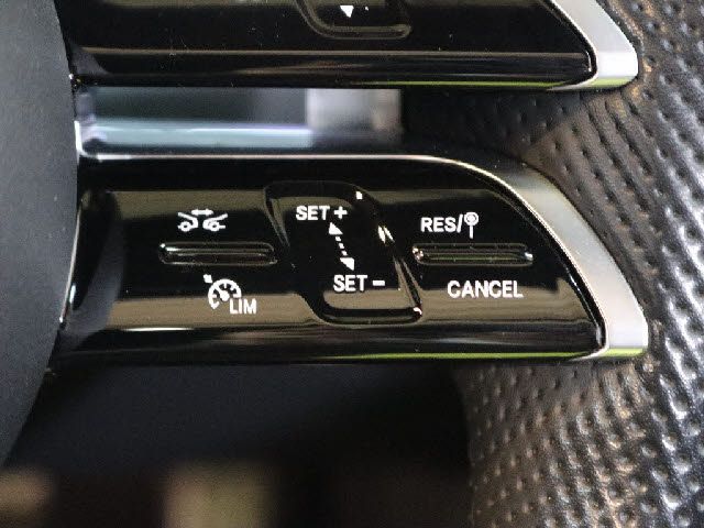 MERCEDES BENZ E CLAS 2021 Image 31