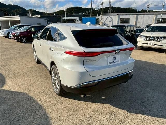 TOYOTA HARRIER HYBRID 2024 Image 31