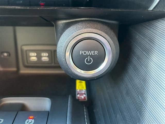 TOYOTA HARRIER HYBRID 2024 Image 31