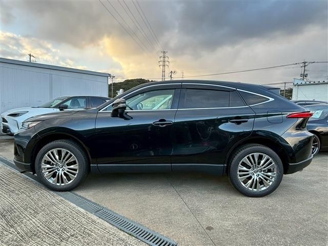 TOYOTA HARRIER HYBRID 2022 Image 31