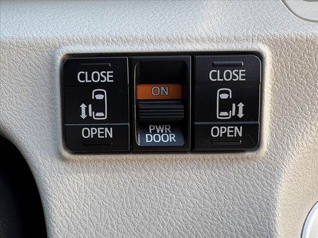 TOYOTA SIENTA 4WD 2016 Image 31