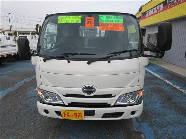HINO DUTRO 2019 Image 31