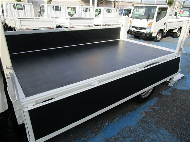 HINO DUTRO 2019 Image 31