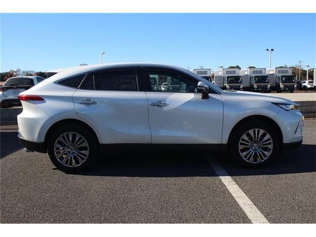 TOYOTA HARRIER HYBRID 2023 Image 31