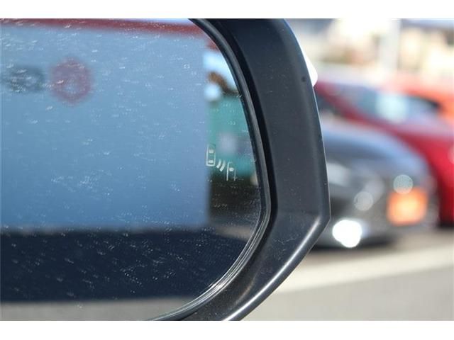 TOYOTA HARRIER HYBRID 2023 Image 31