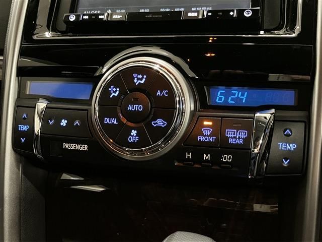 TOYOTA MARK X 2019 Image 31