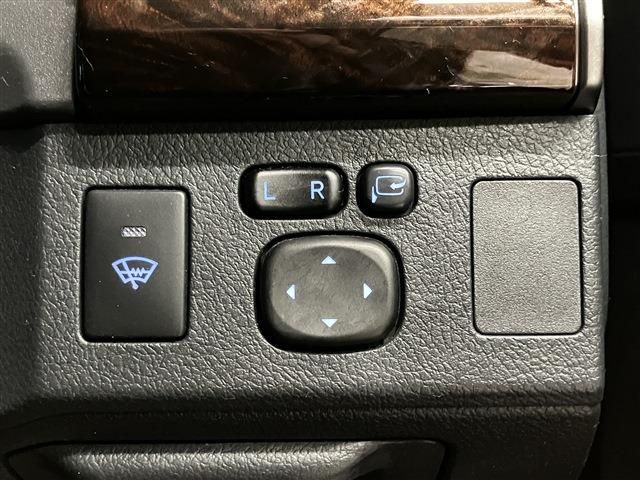 TOYOTA MARK X 2019 Image 31