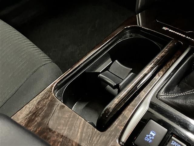 TOYOTA MARK X 2019 Image 31