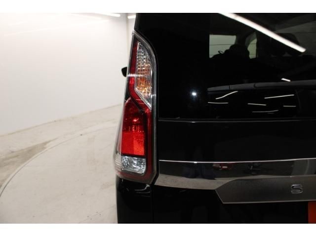 NISSAN SERENA  S-HYBRID 2017 Image 31