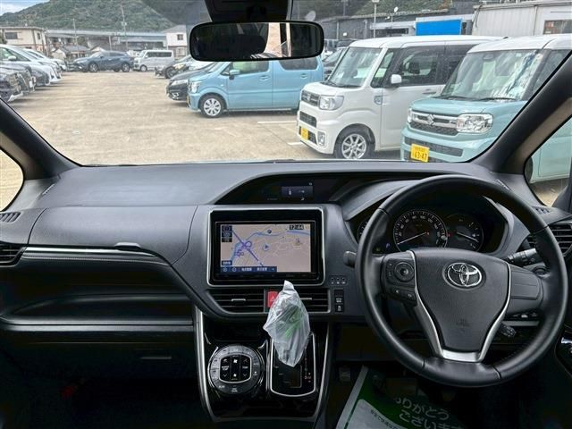 TOYOTA ESQUIRE 2019 Image 31