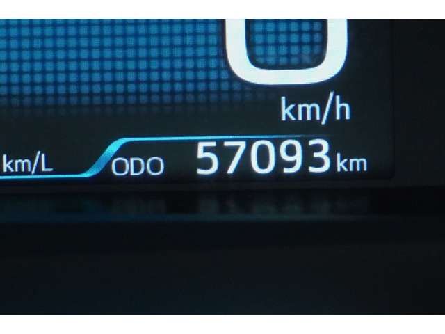 TOYOTA PRIUS 2020 Image 31