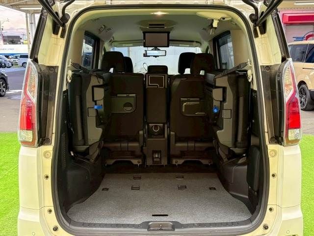 NISSAN SERENA  S-HYBRID 2016 Image 31