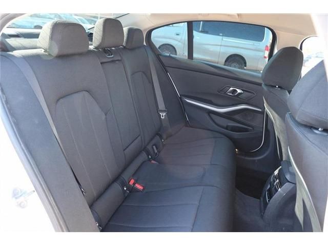 BMW 3SERIES SEDAN 2019 Image 31