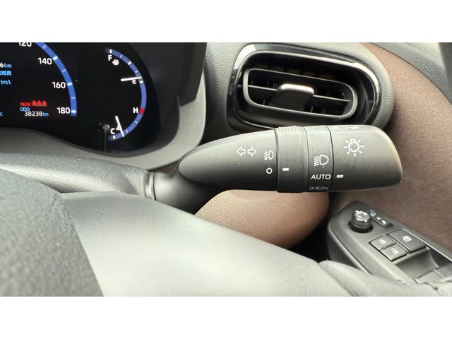 TOYOTA YARIS CROSS 2020 Image 31