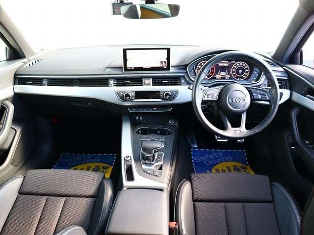 AUDI A4 AVANT 2017 Image 31