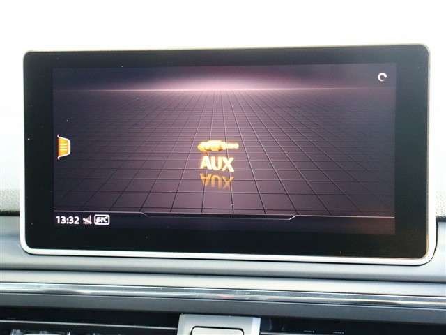 AUDI A4 AVANT 2017 Image 31