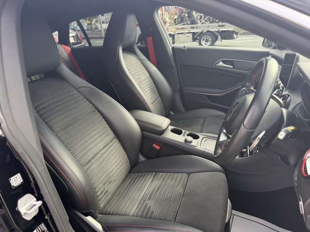 MERCEDES BENZ CLA SH 2018 Image 31