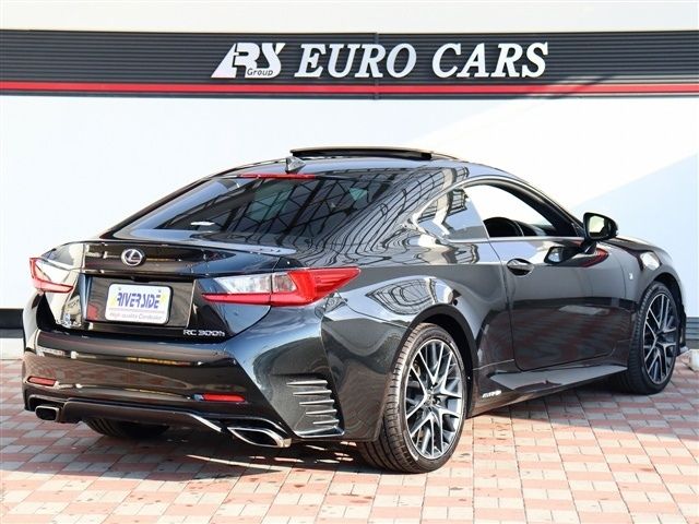 TOYOTA LEXUS RC300H 2018 Image 31