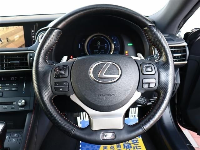 TOYOTA LEXUS RC300H 2018 Image 31