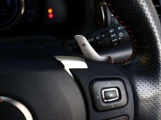 TOYOTA LEXUS RC300H 2018 Image 31