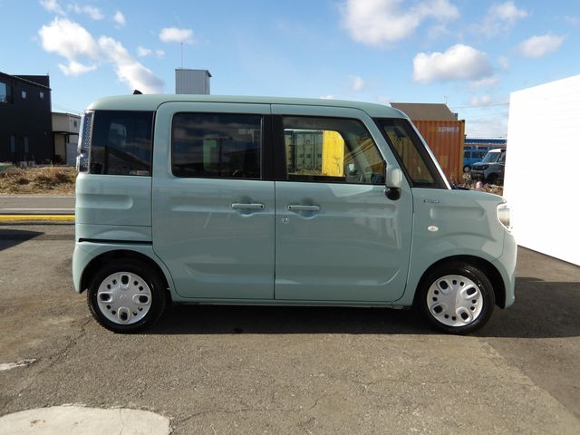 SUZUKI SPACIA 4WD 2023 Image 31