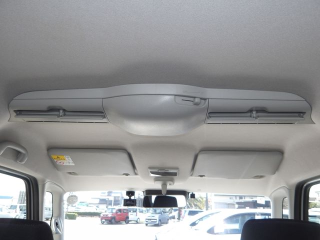 SUZUKI SPACIA 4WD 2023 Image 31