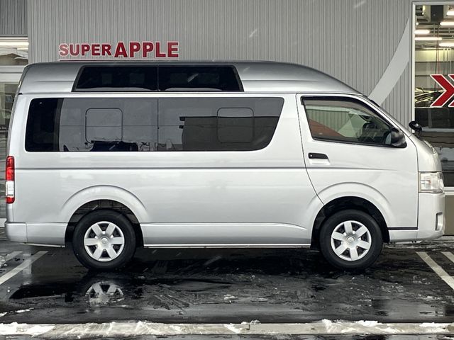 TOYOTA HIACE VAN 4WD 2019 Image 31
