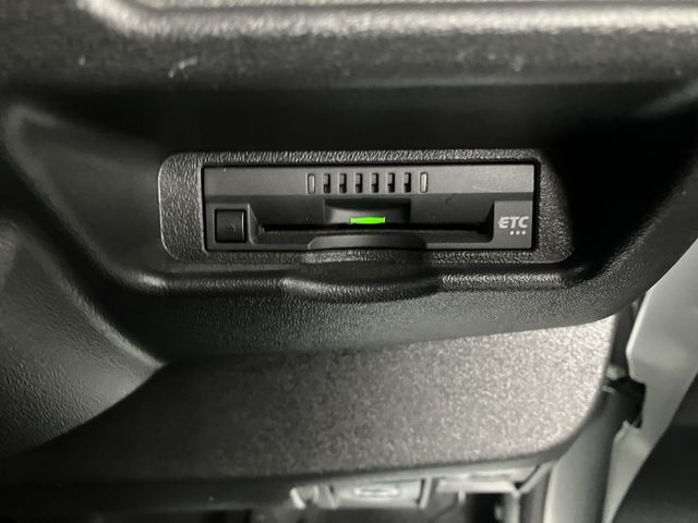 TOYOTA HIACE VAN 4WD 2019 Image 31