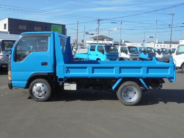ISUZU ELF 2004 Image 31