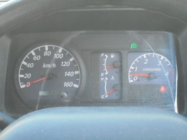 ISUZU ELF 2004 Image 31