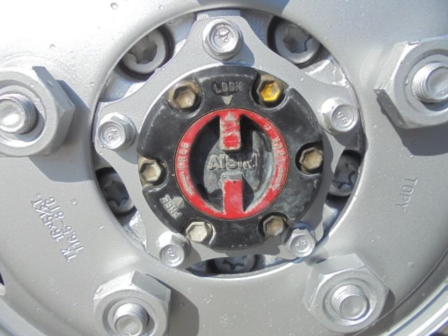 ISUZU ELF 2004 Image 31