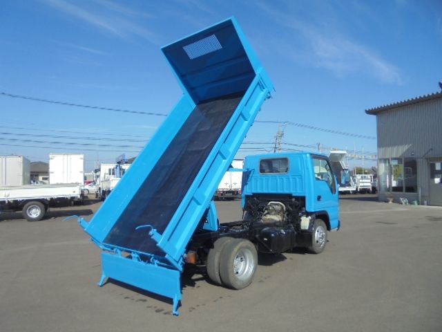 ISUZU ELF 2004 Image 31