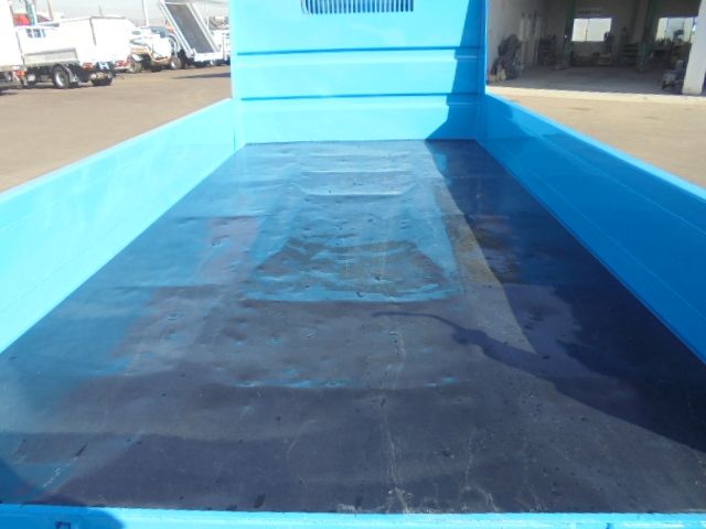 ISUZU ELF 2004 Image 31