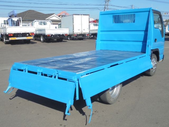 ISUZU ELF 2004 Image 31