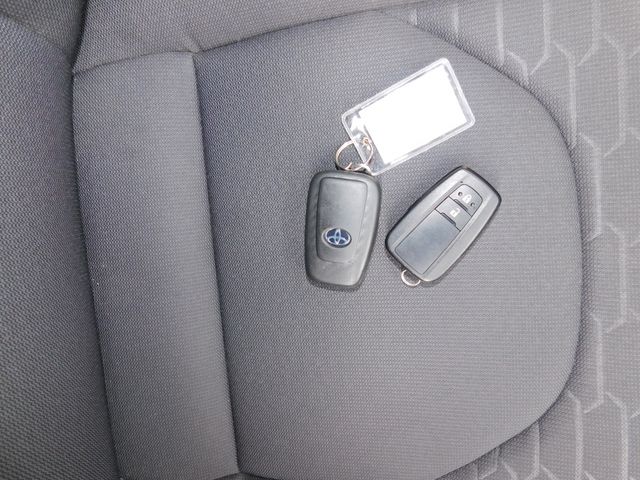 TOYOTA COROLLA SPORT 4WD 2018 Image 31