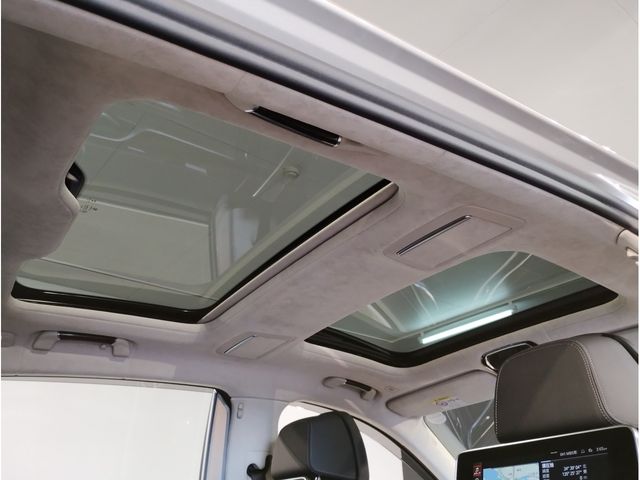 BMW 7SERIES 2020 Image 31