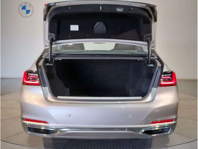 BMW 7SERIES 2020 Image 31