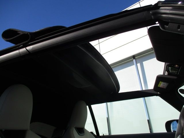 BMW MINI COOPER OPEN 2025 Image 31