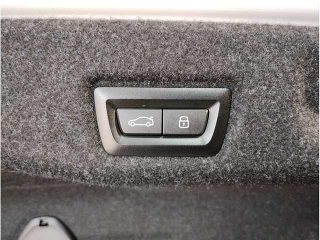 BMW 5SERIES SEDAN 2023 Image 31