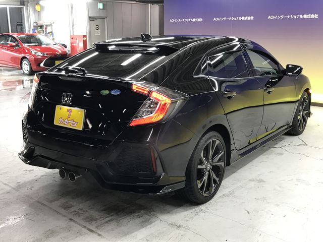 HONDA CIVIC HATCHBACK 2019 Image 31