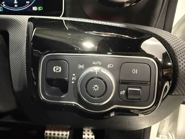 MERCEDES BENZ CLA CL 2021 Image 31