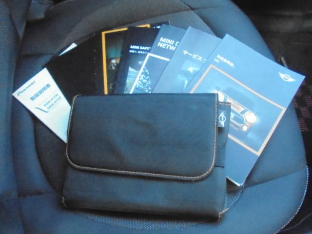 BMW MINI COOPER 5DOO 2015 Image 31